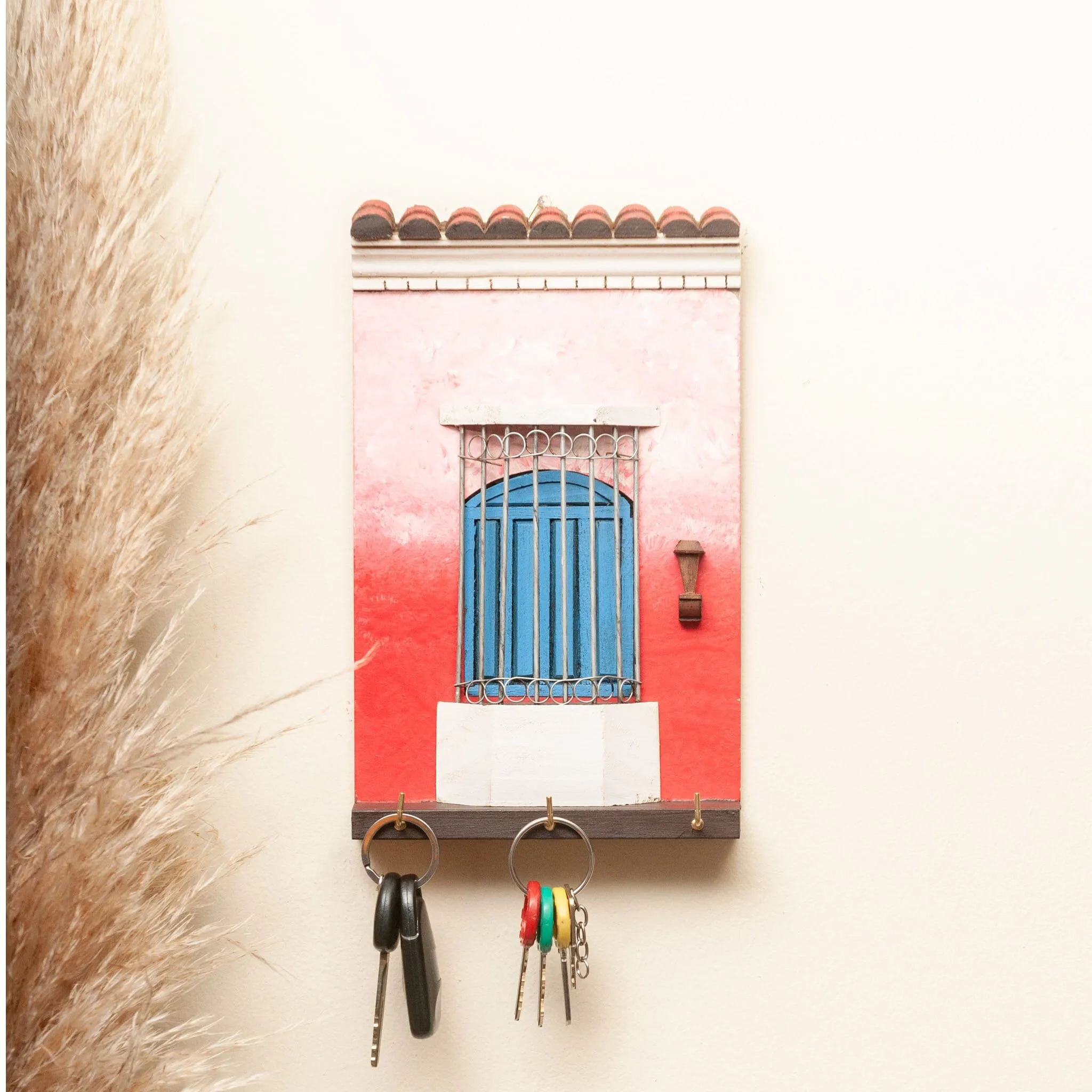 Fachada Porta Llaves Balcon Casa de la Abuela