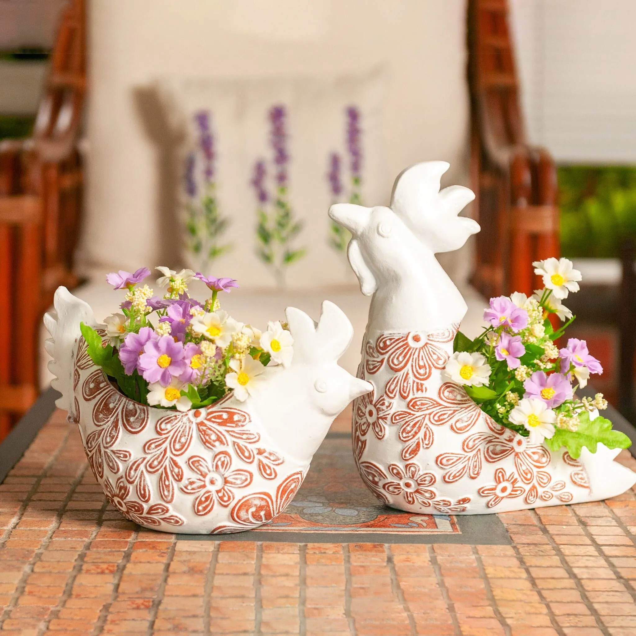 Dúo El Gallo y La Gallina Disponibles como macetas o figuras cerradas.